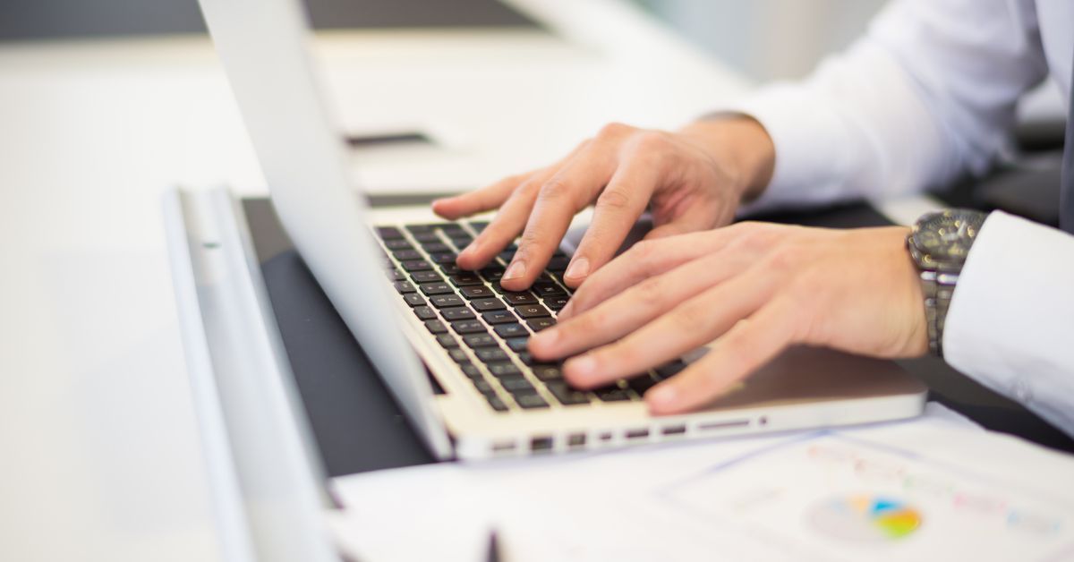 Cómo escribir tu primer post en LinkedIn